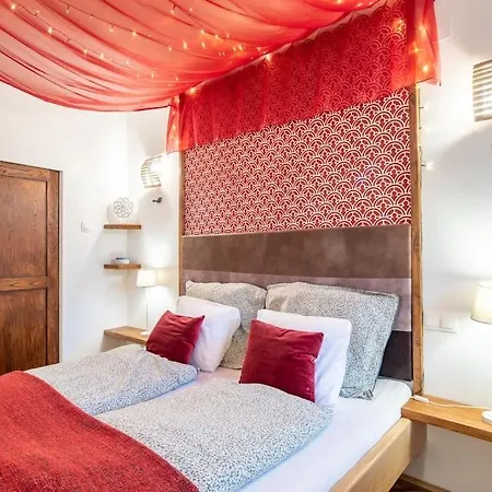 Cozy With Garden In The Castle District *
