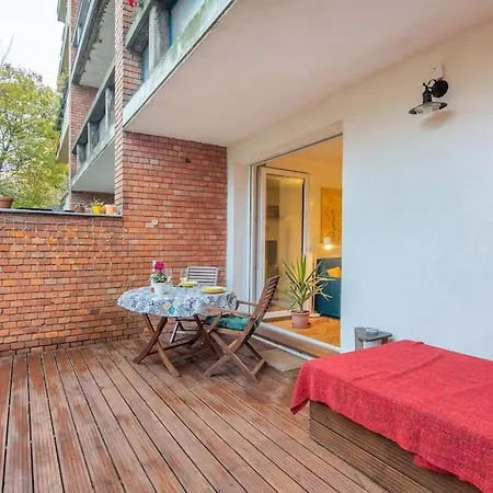 Cozy With Garden In The Castle District Apartment *
