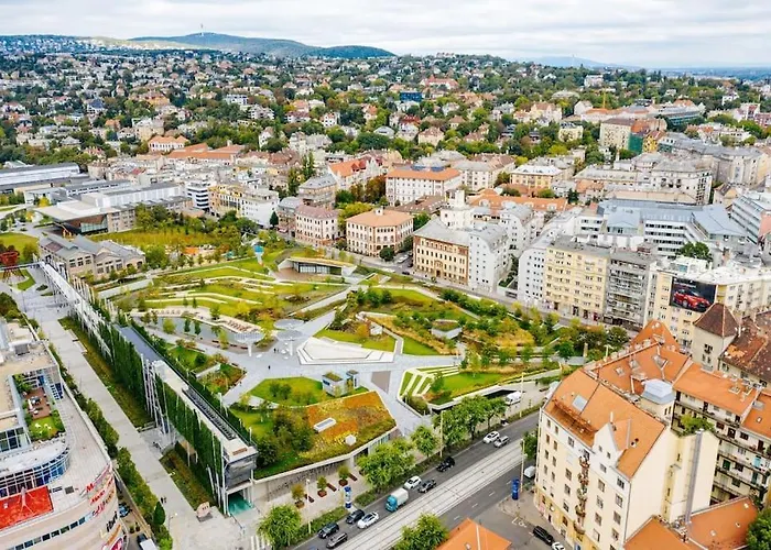 Cozy With Garden In The Castle District Apartament *