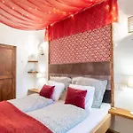 Cozy With Garden In The Castle District *